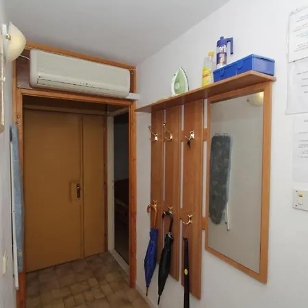 Nane Apartment *
